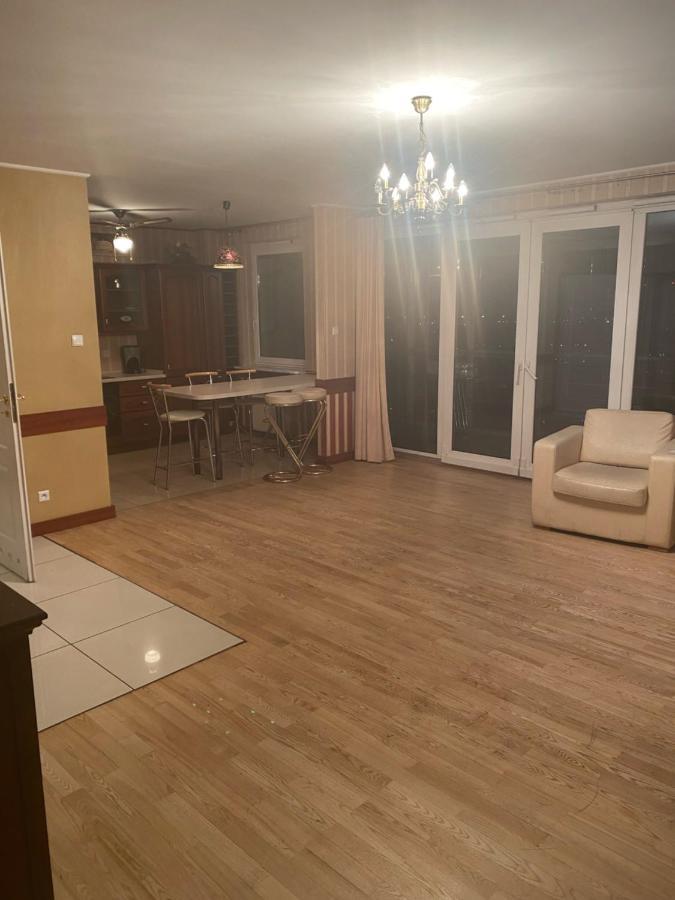 Babka Wiezowiec Noclegi Варшава Екстериор снимка